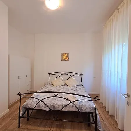 Apartament Bellavista *
